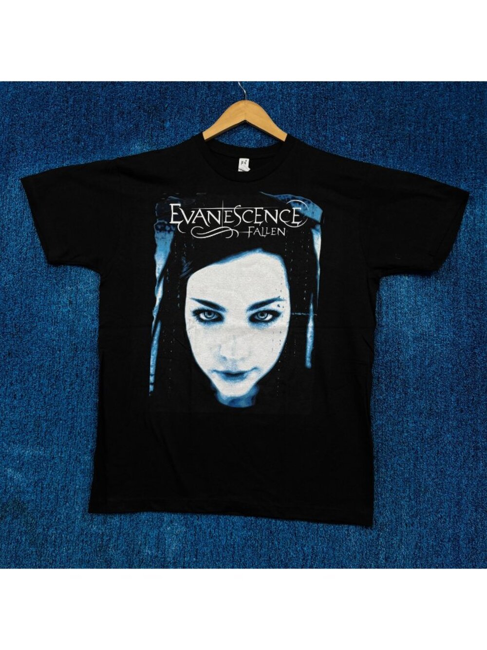 Evanescence Fallen Rock T-Shirt Size Large